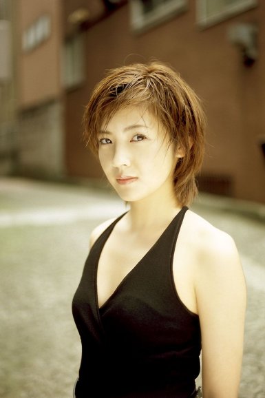 陈冠希懒理锋芝婚变